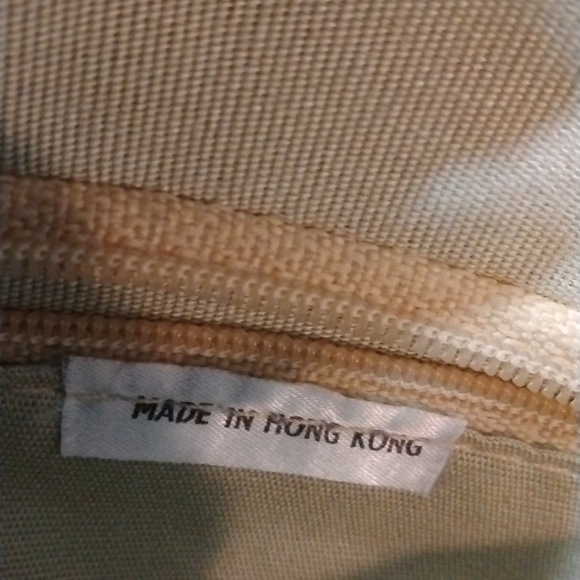 Made in Hong Kong black woven clutch - Picture 3 of 7